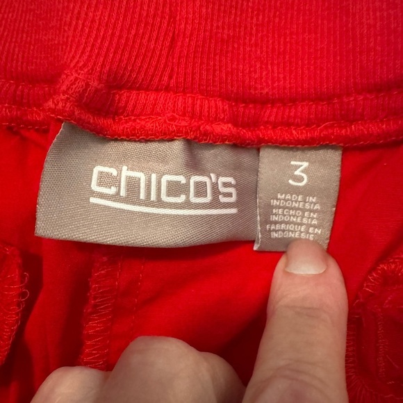 Chico’s cargo shorts Red Chicos Size 3 = size 16 - Picture 4 of 10